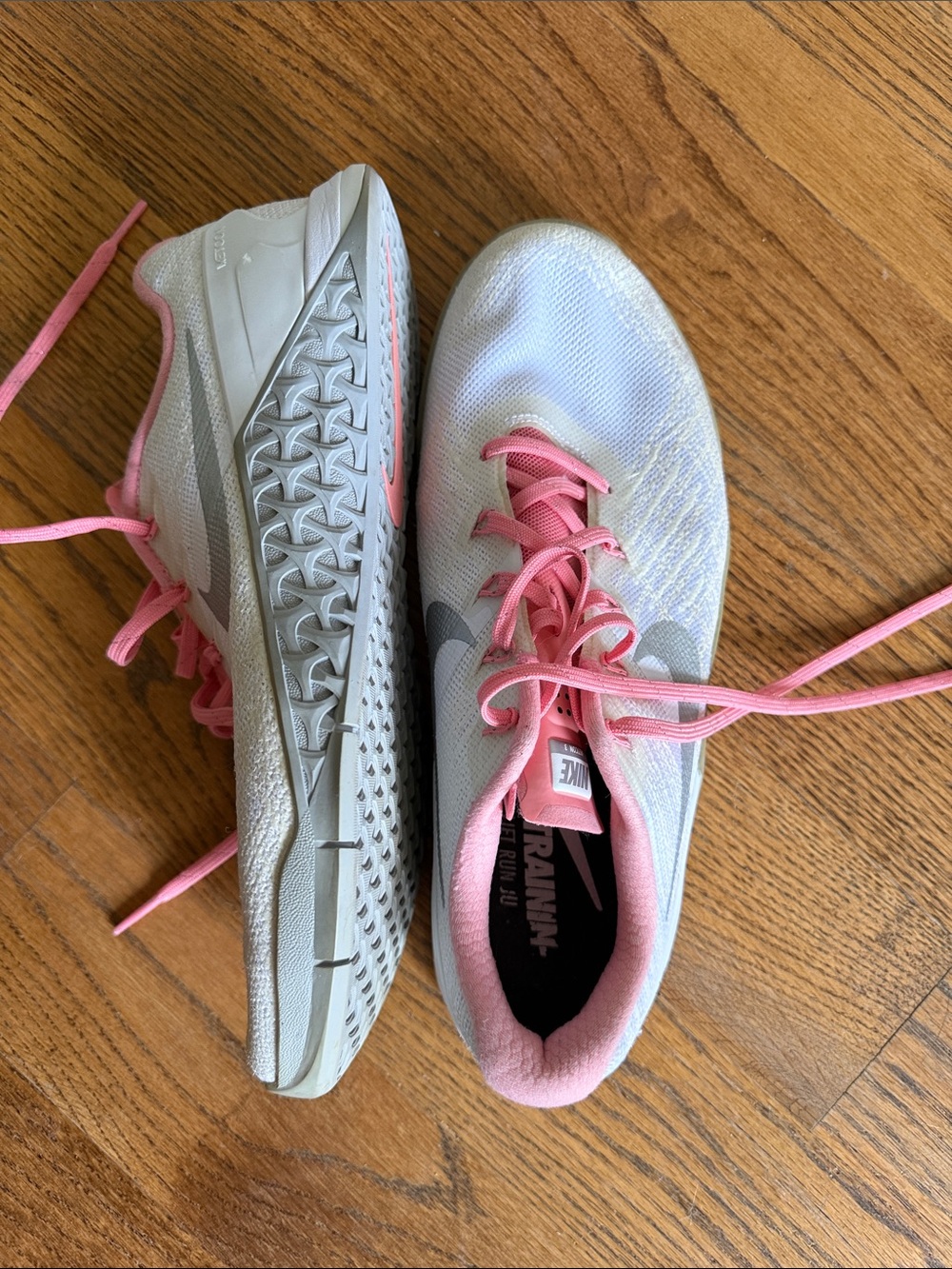 Women’s white and pink Nike Metcons - Picture 8 of 8